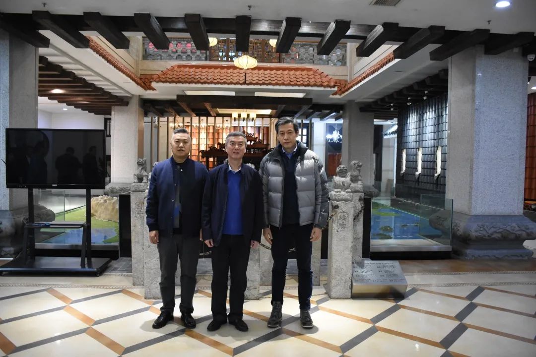 企业快讯 | 中国修建卫生陶瓷协会会长缪斌一行莅临KB88凯时官网瓦业旅行交流